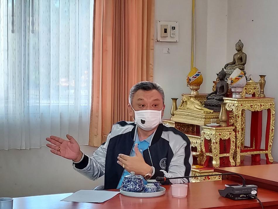 สภากาแฟ คณะผู้บริหารเทศบาลตำบลศรีสงคราม และสมาชิกสภาเทศบาลตำบลศรีสงคราม